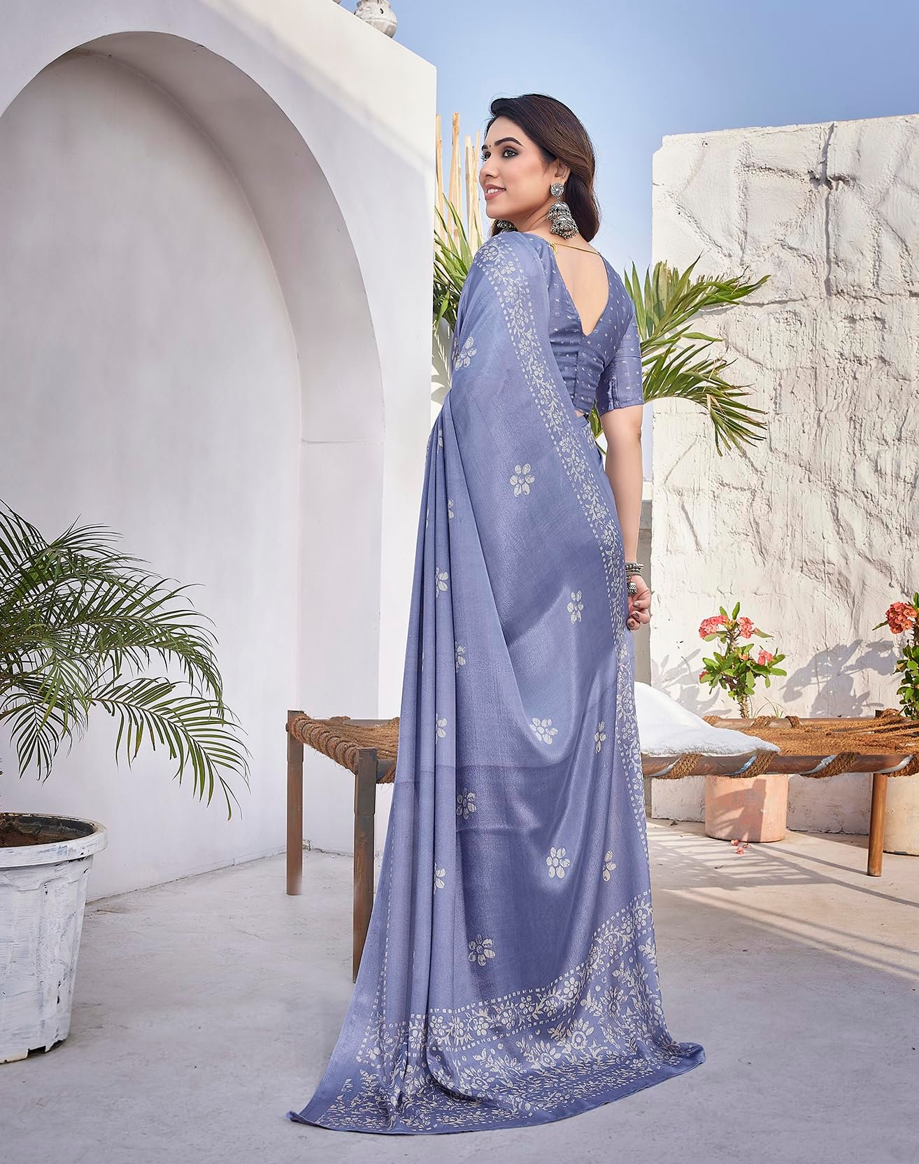 Yashika Women's Elegant Chiffon Saree with Blouse Material - Embrace Trendy Style and Timeless Elegance in this Exquisite Attire (AZ-YS-P1-UTISHA GREY) - Image 4