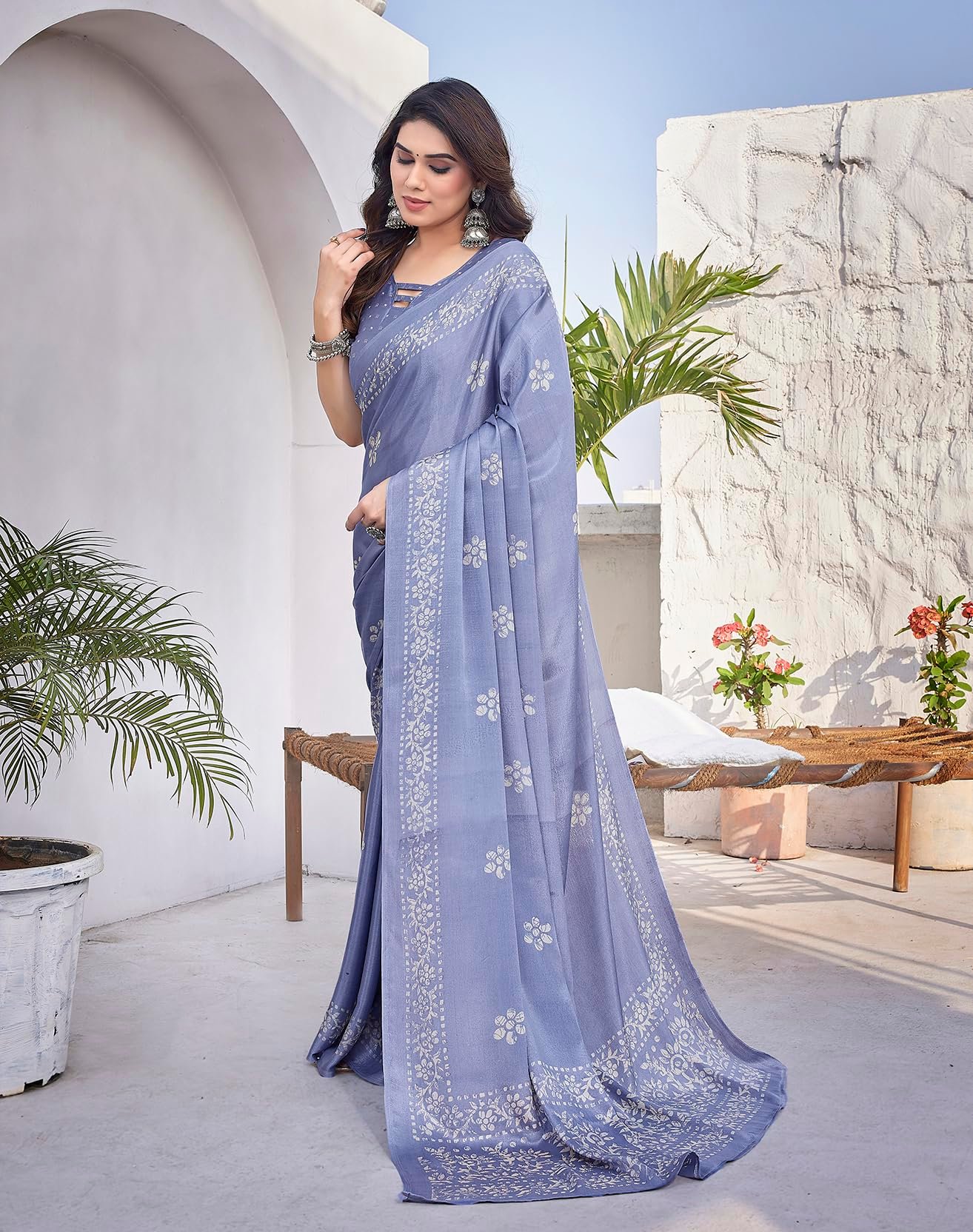 Yashika Women's Elegant Chiffon Saree with Blouse Material - Embrace Trendy Style and Timeless Elegance in this Exquisite Attire (AZ-YS-P1-UTISHA GREY) - Image 3
