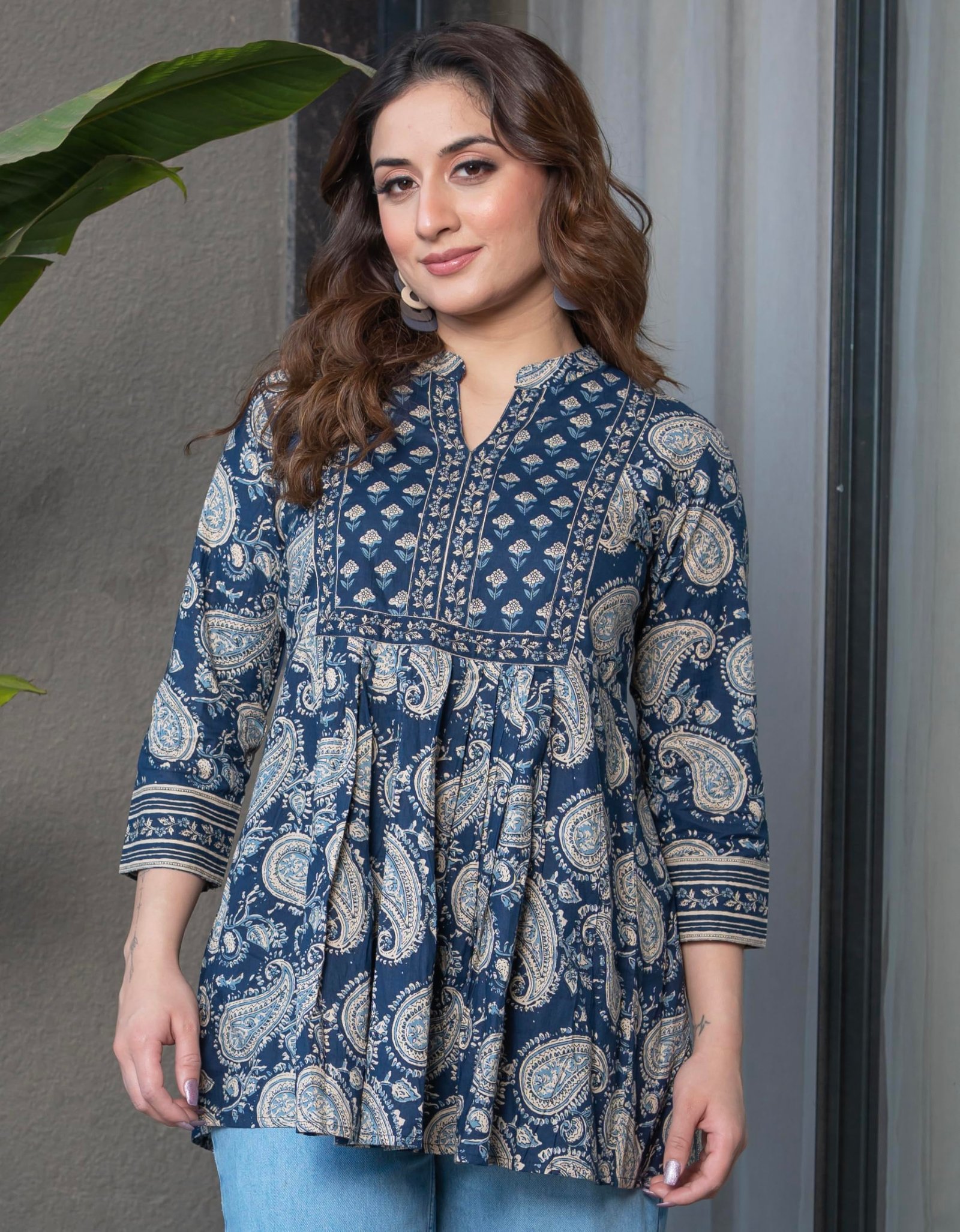 Arayna Women's Pure Cotton Paisley Printed Tunic Top – Comfortable Everyday Wear - Midnight Blue, X-Large - Image 4