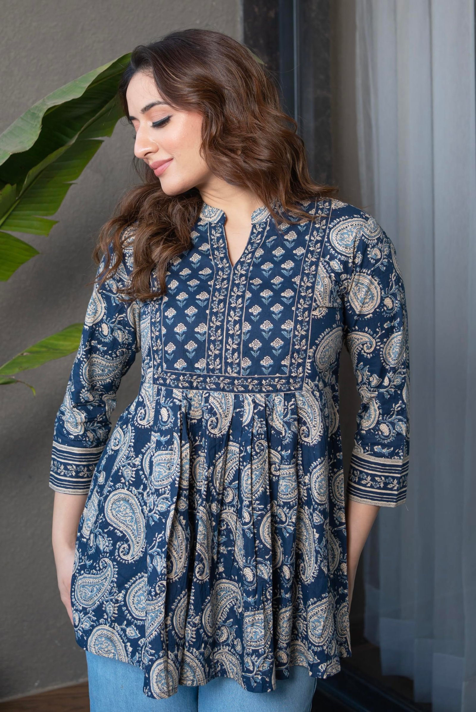 Arayna Women's Pure Cotton Paisley Printed Tunic Top – Comfortable Everyday Wear - Midnight Blue, X-Large - Image 3